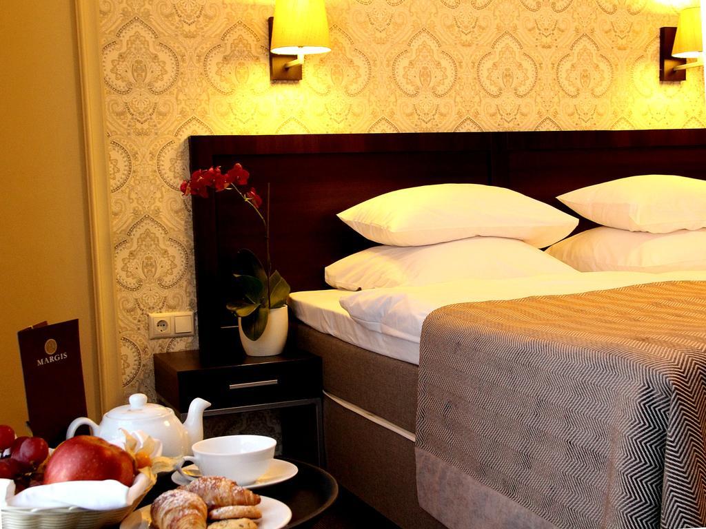 Margis Hotel&SPA Trakai Buitenkant foto