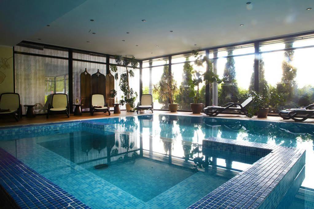 Margis Hotel&SPA Trakai Buitenkant foto